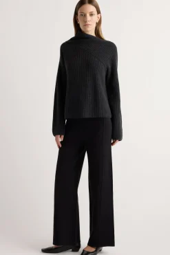 Lever Style LLC Anh Wide-Leg Ponte Stretch Pant< Pants