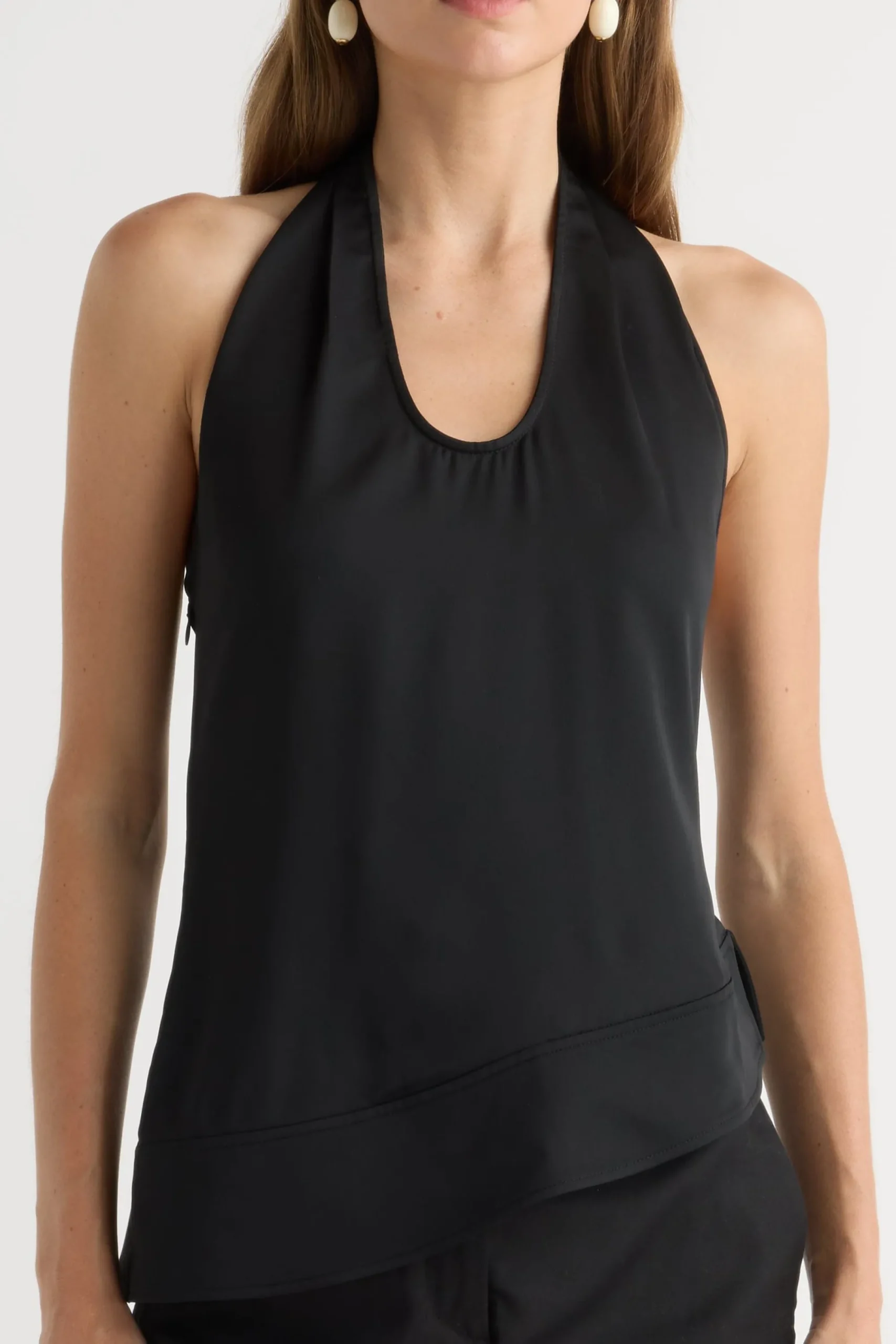 Hua Jia Anju Asymmetric-Hem Halter Blouse< Tops