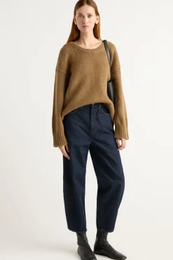 Brilliant Wise Corporation Limited Archie Deep U-Neck Sweater< Sweaters