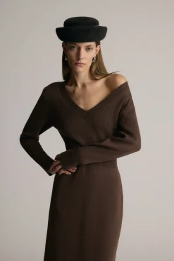 Brilliant Wise Corporation Limited Bora Off-Shoulder V-Neck Sweater Dress< Dresses