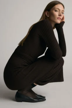 Brilliant Wise Corporation Limited Carmen Tie-Front Ribbed Dress< Dresses