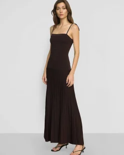 Brilliant Wise Corporation Limited Chan Ottoman-Knit Dress< Dresses