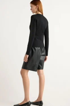 Brilliant Wise Corporation Limited Charla Button Crew-Neck Sweater< Sweaters