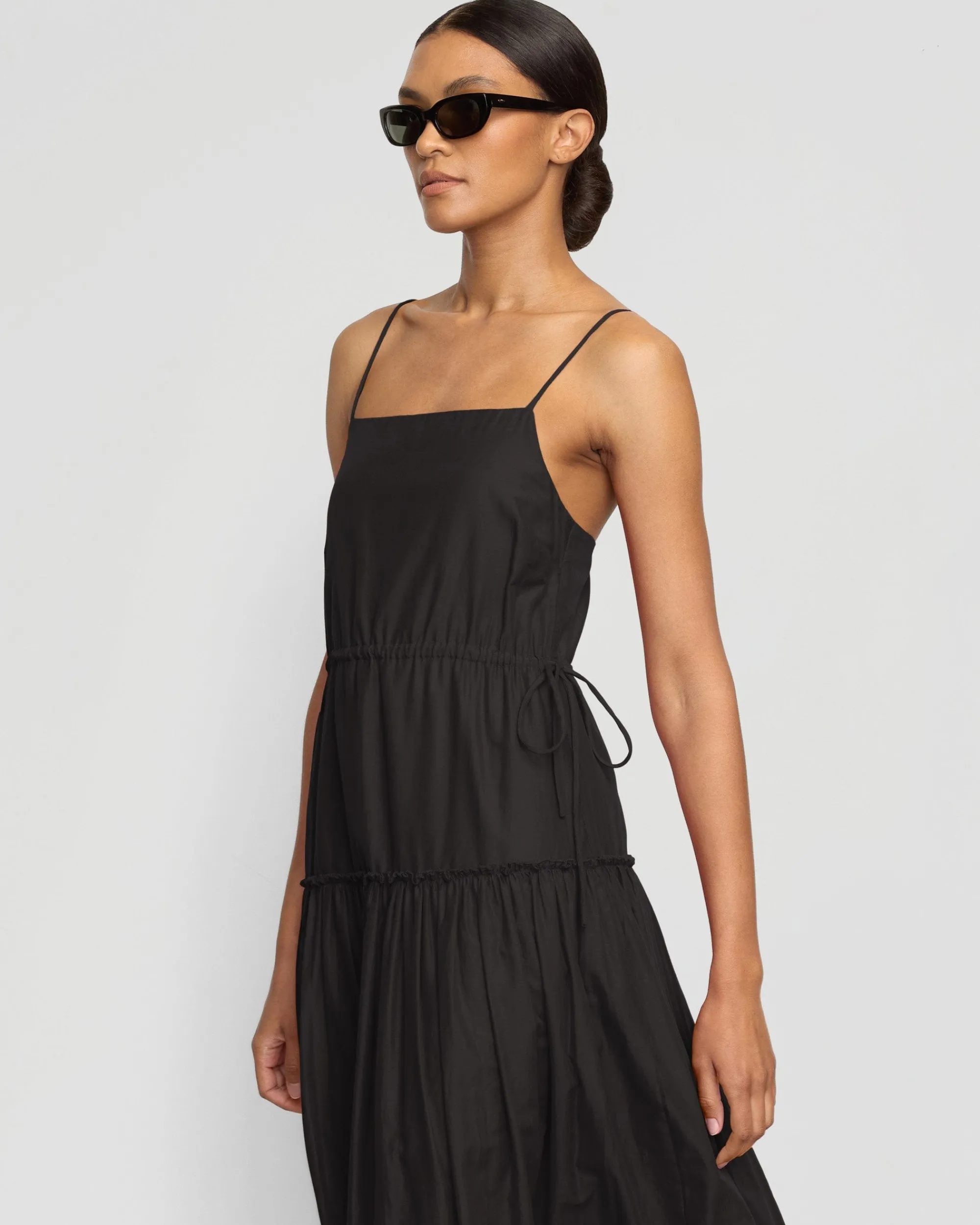 Fashion Apparels Dalia Tie-Waist Tiered Organic Cotton Dress< Dresses