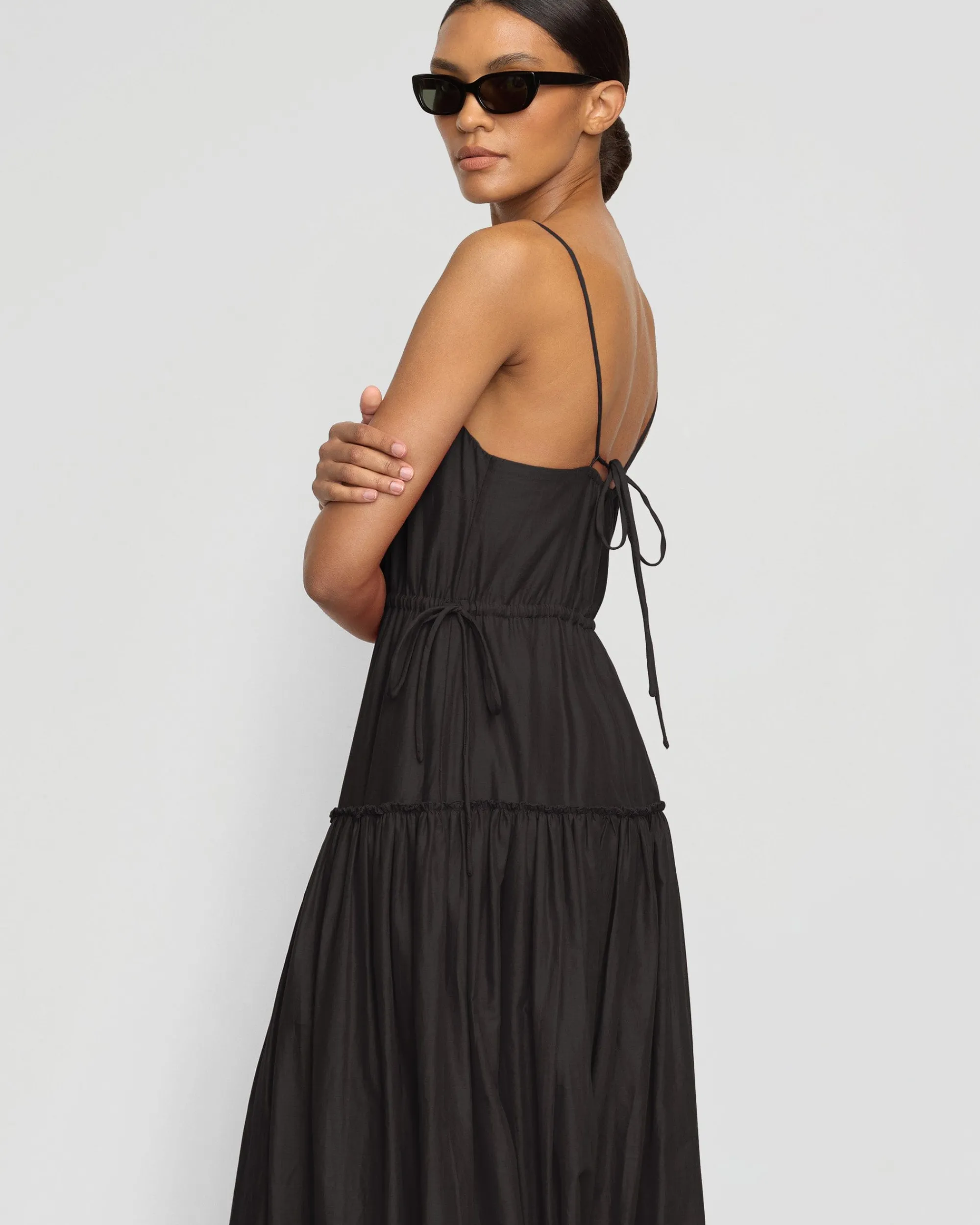 Fashion Apparels Dalia Tie-Waist Tiered Organic Cotton Dress< Dresses