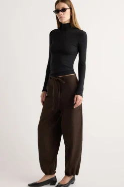 Hua Jia Danielle Drawstring Barrel-Leg Pant< Pants