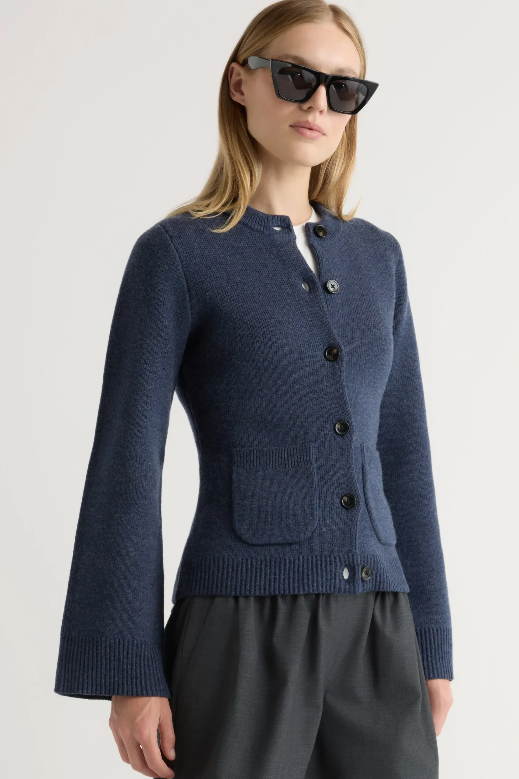 Brilliant Wise Corporation Limited Eames Organic Cotton-Wool Cardigan< Sweaters