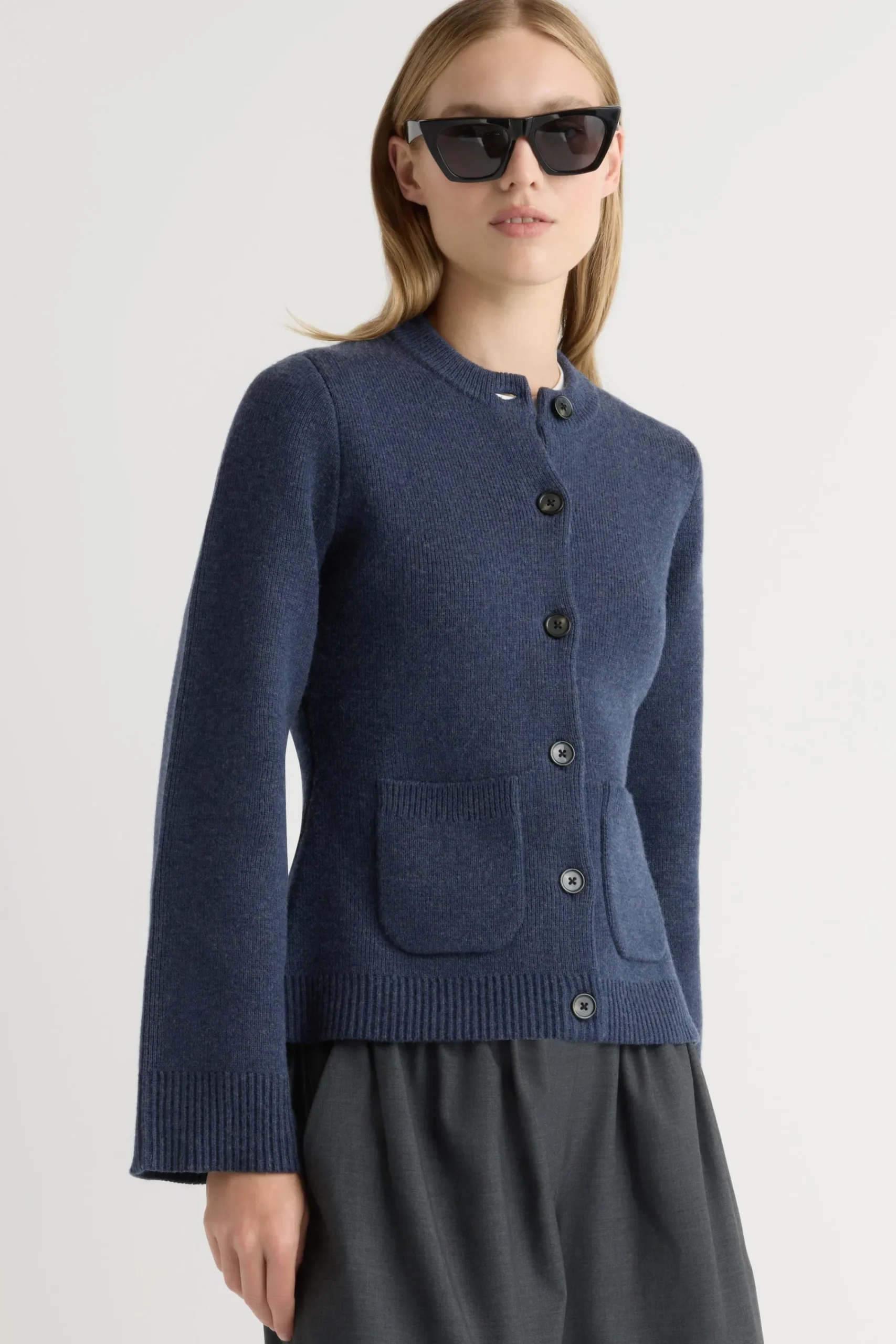 Brilliant Wise Corporation Limited Eames Organic Cotton-Wool Cardigan< Sweaters
