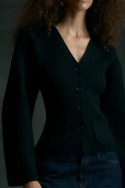 Brilliant Wise Corporation Limited Elinor Organic Cotton-Wool V-Neck Cardigan< Sweaters