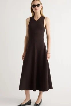 Brilliant Wise Corporation Limited Enya Cinch-Waist Knit Dress< Dresses