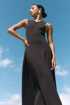 Brilliant Wise Corporation Limited Enya Cinch-Waist Knit Dress< Dresses