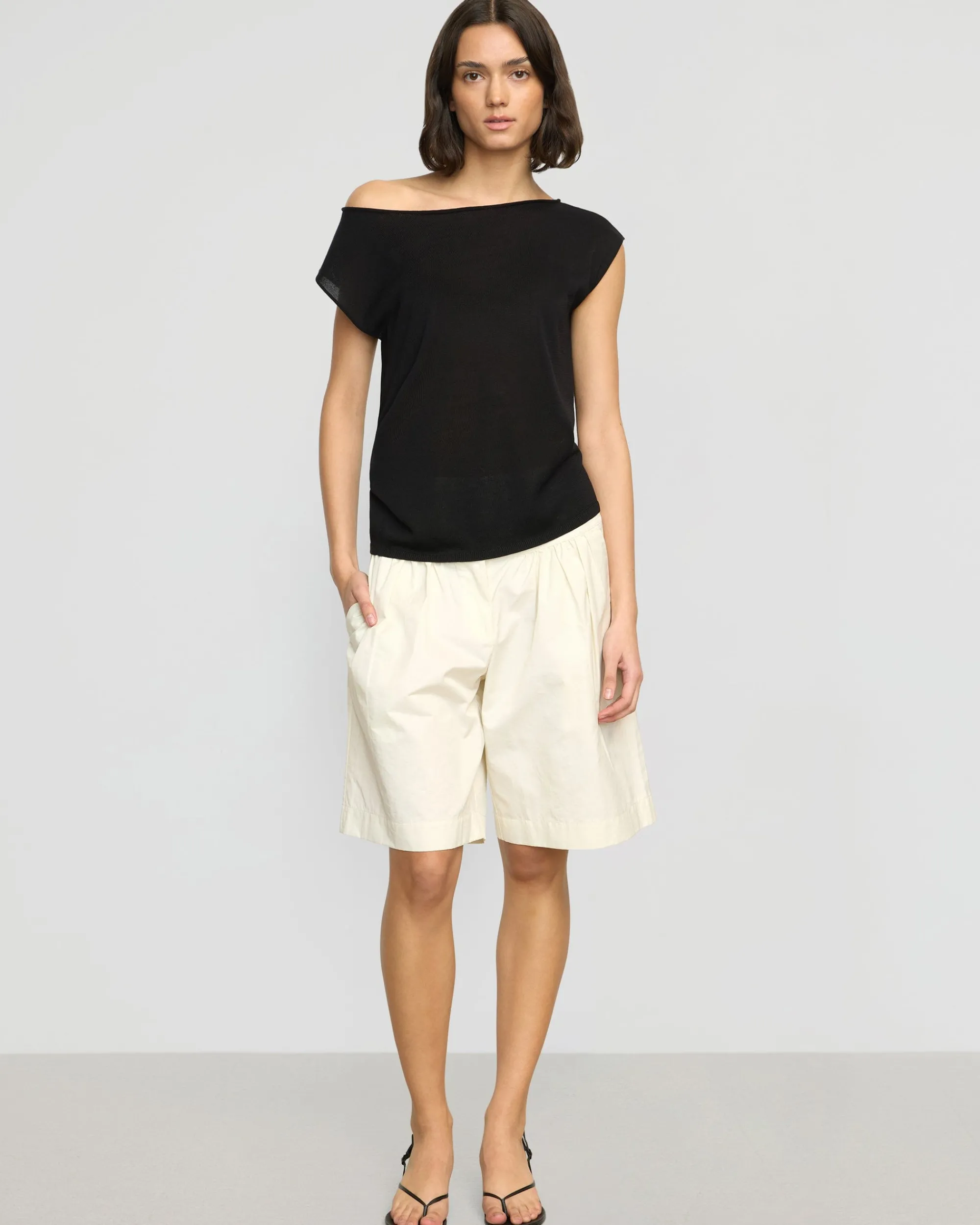 Brilliant Wise Corporation Limited Hanna Off-Shoulder Tencel-Wool Top< Sweaters|Tops