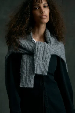Zhenghong Textiles Hikari Asymmetric Cable Knit Cardigan< Sweaters