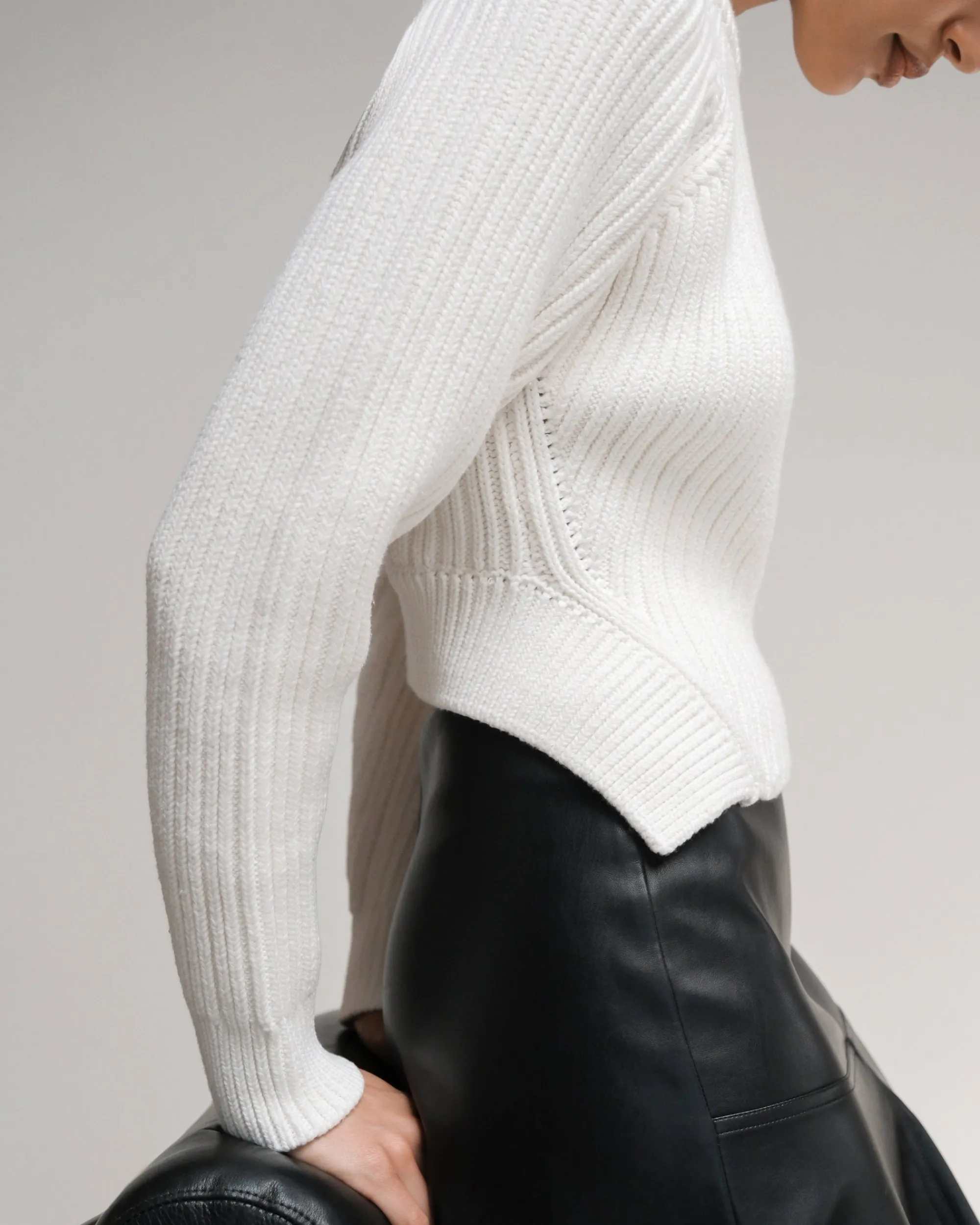 Brilliant Wise Corporation Limited Iona Organic Cotton Cropped Sweater< Sweaters