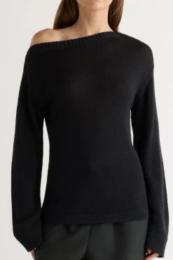 Brilliant Wise Corporation Limited Issa Lightweight Off-Shoulder Sweater< Sweaters