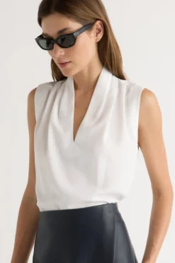 Hua Jia Jae V-Neck Sleeveless Blouse< Tops