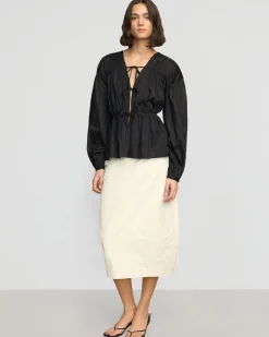 Hua Jia Jarmaine Back-Slit Barrel Skirt< Skirts