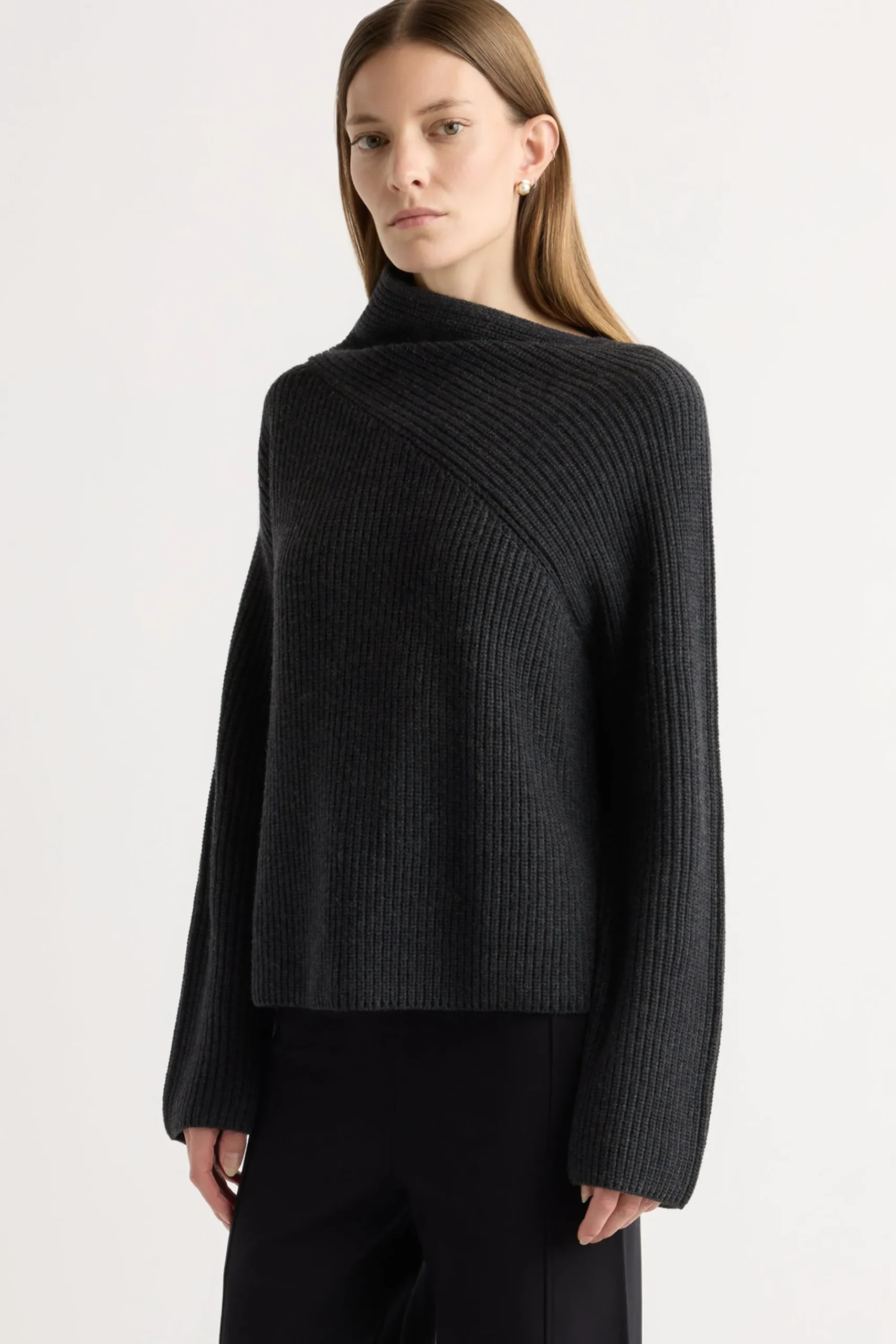 Brilliant Wise Corporation Limited Julisa Asymmetric-Neck Sweater< Sweaters