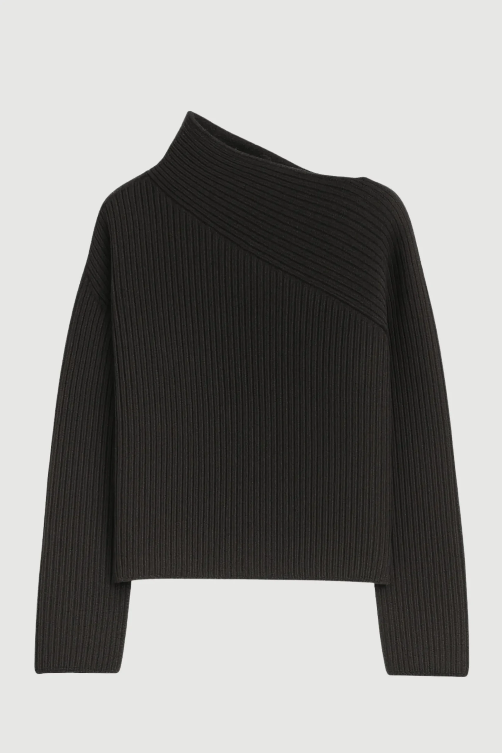 Brilliant Wise Corporation Limited Julisa Asymmetric-Neck Sweater< Sweaters