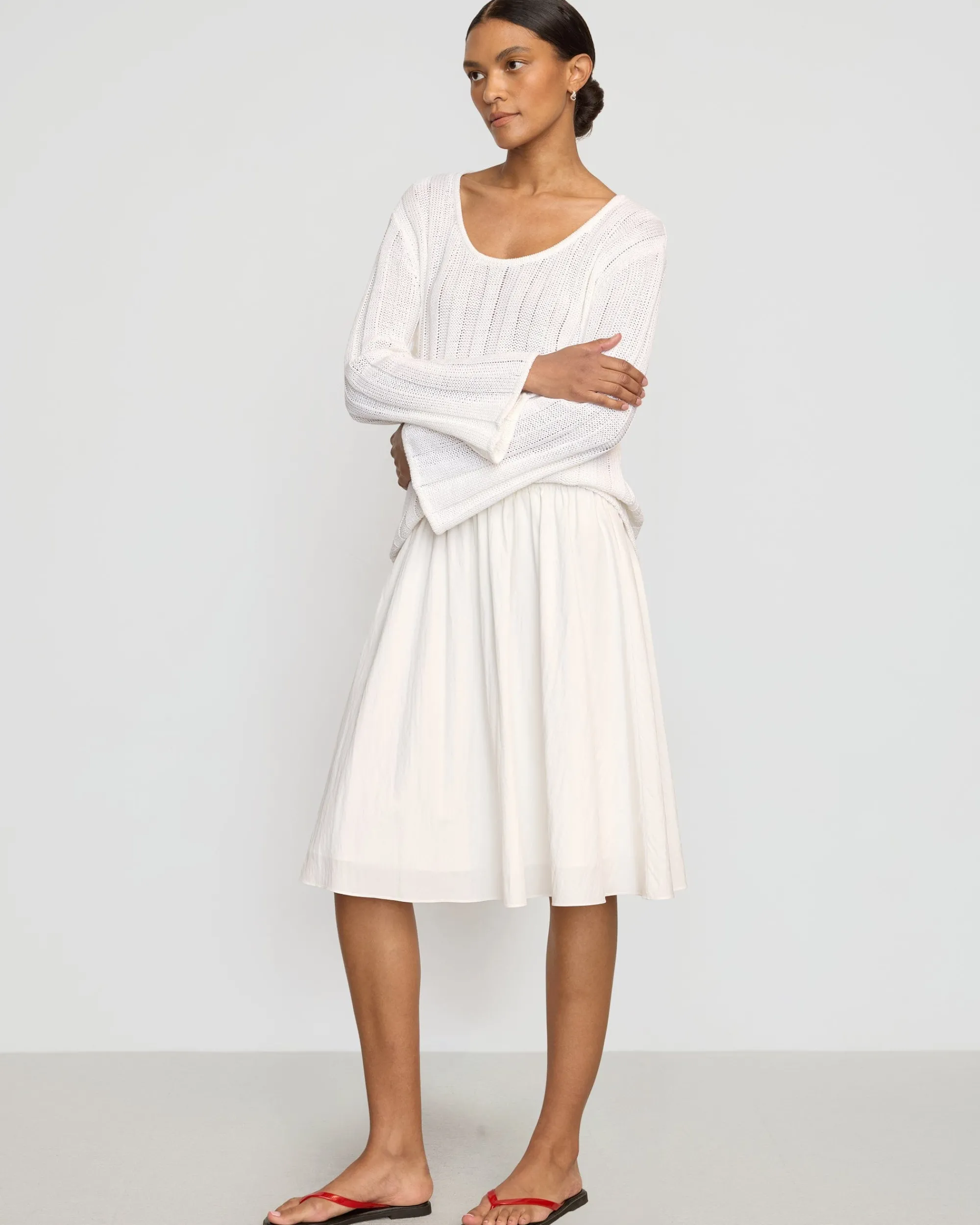 Brilliant Wise Corporation Limited Leah Ribbed Scoop-Neck Sweater< Sweaters|Tops
