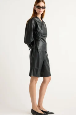 Hua Jia Liat Vegan Leather Bermuda Short< Shorts