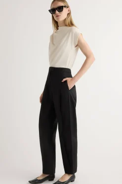 Hua Jia Lucia Tailored Barrel-Leg Pant< Pants