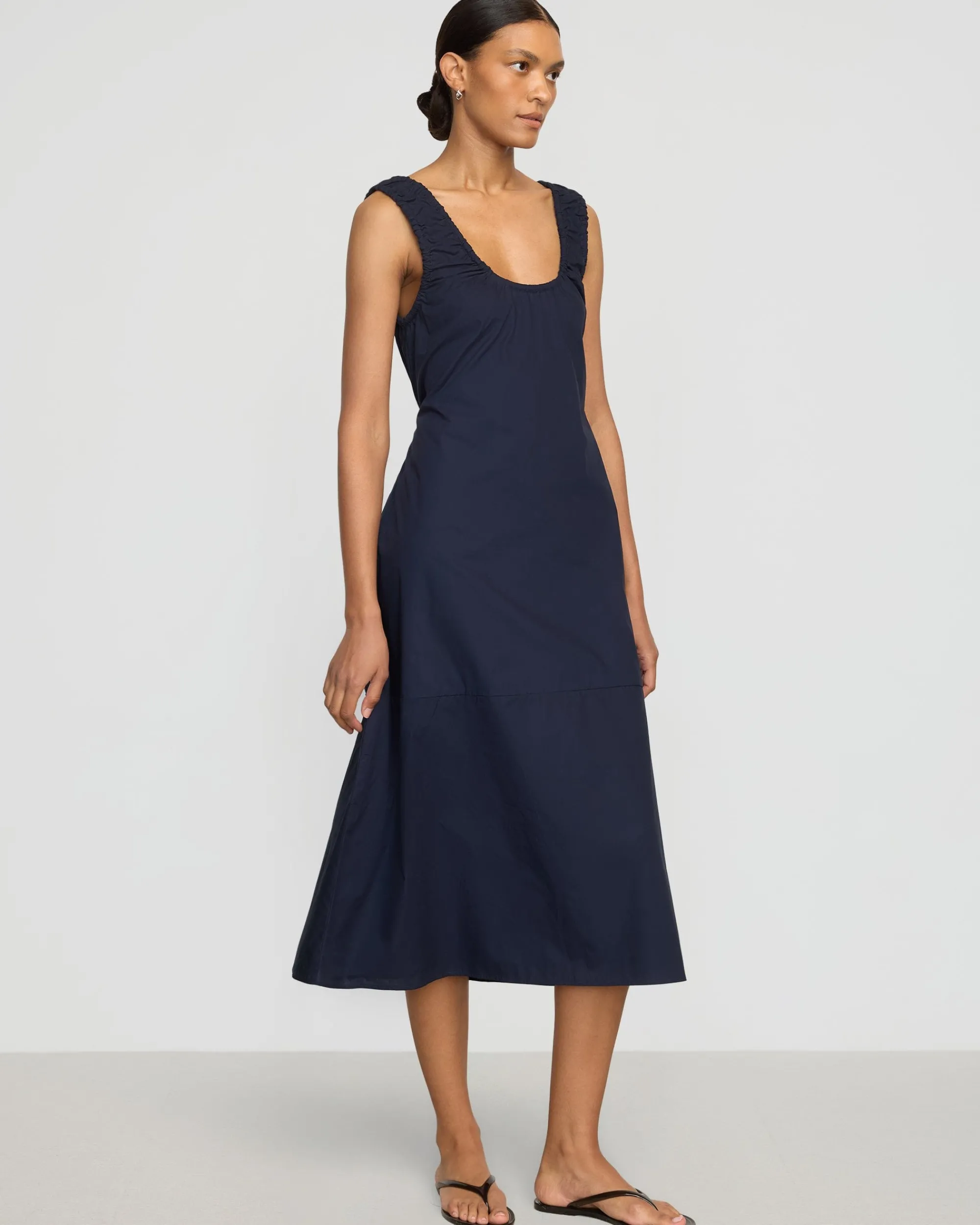 Fashion Apparels Midori Organic Cotton U-Neck Dress< Dresses