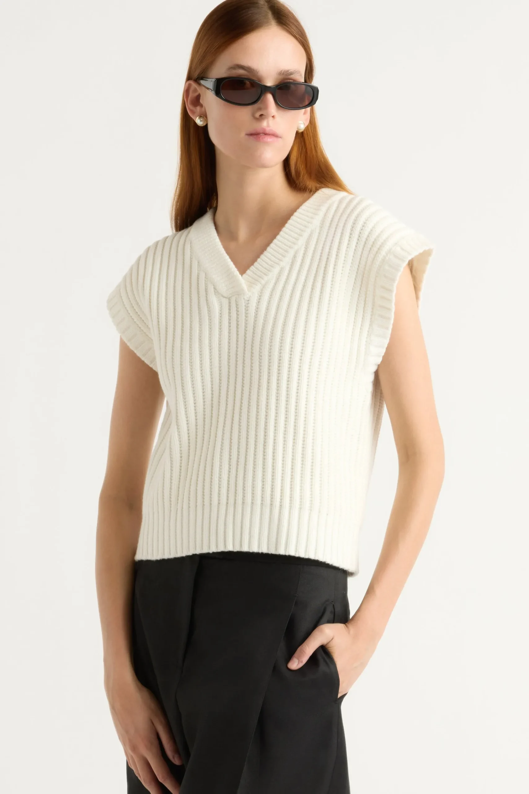 Brilliant Wise Corporation Limited Nicola Organic Cotton Sweater Vest< Sweaters|Tops
