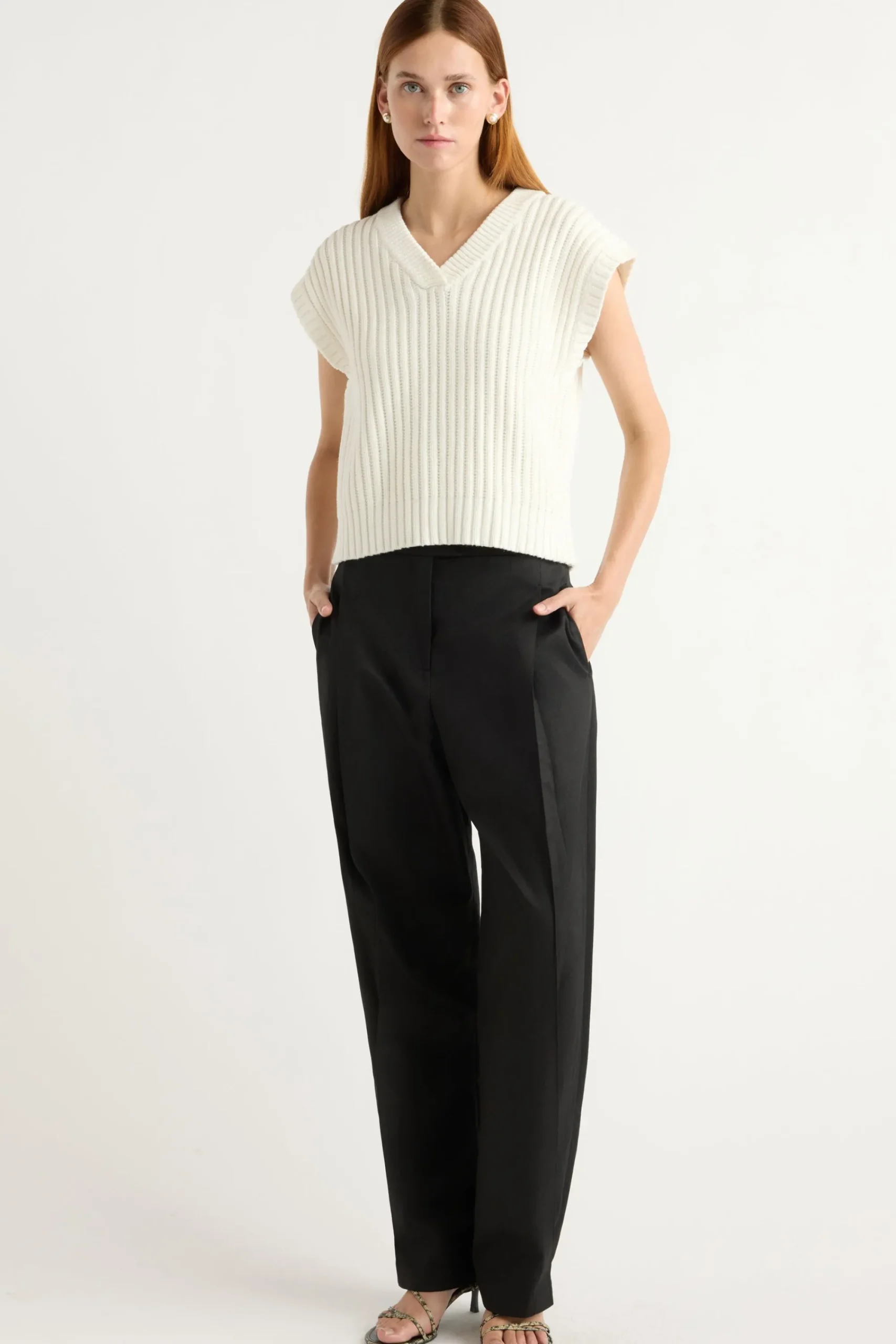 Brilliant Wise Corporation Limited Nicola Organic Cotton Sweater Vest< Sweaters|Tops