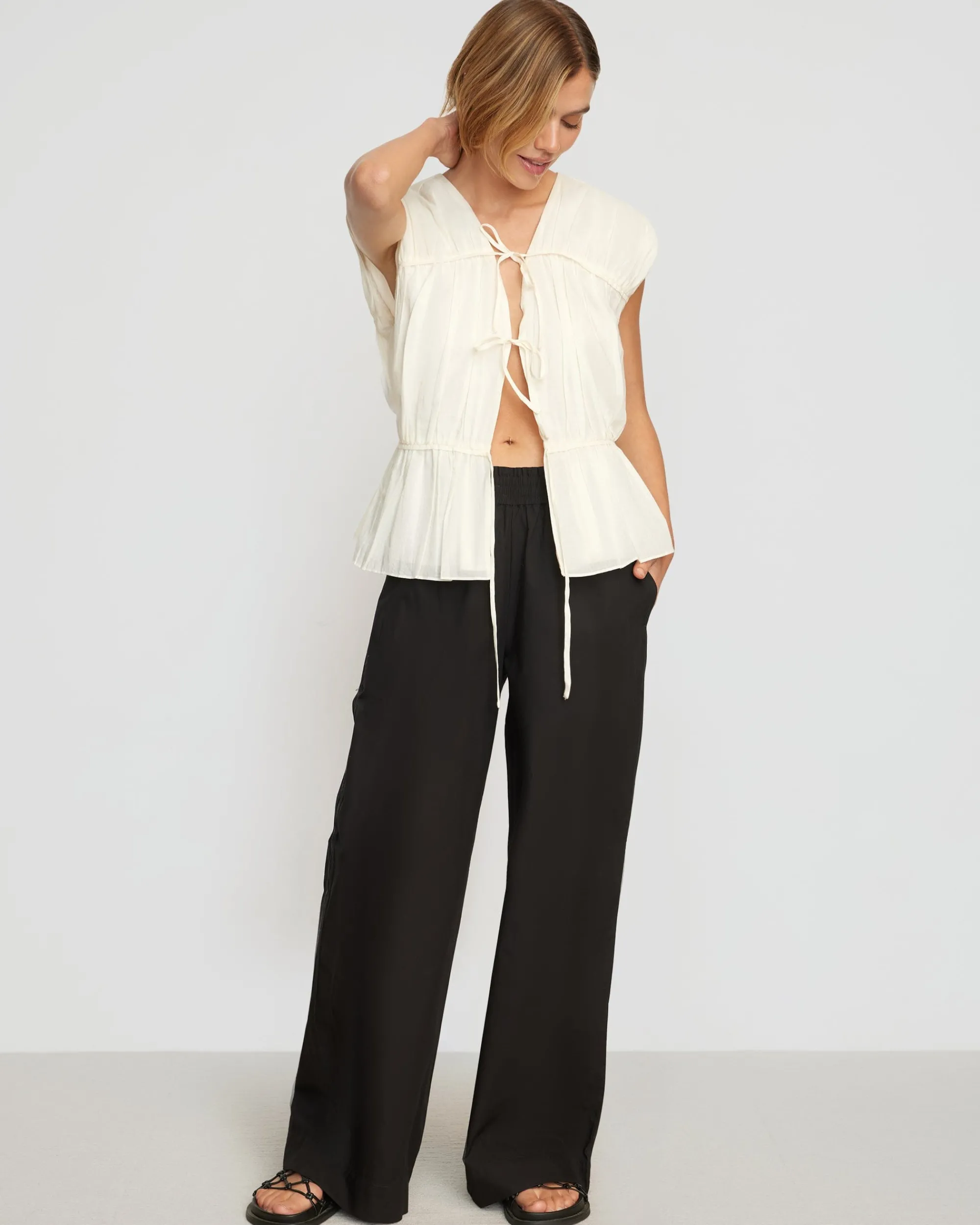 Fashion Apparels Paula Smocked-Waist Organic Cotton Pant< Pants