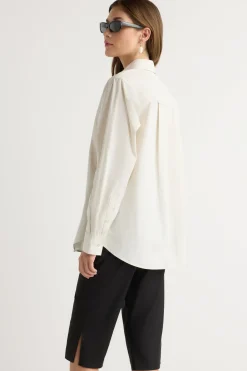 Hua Jia Phoebe Side-Button Tulip-Hem Shirt< Tops