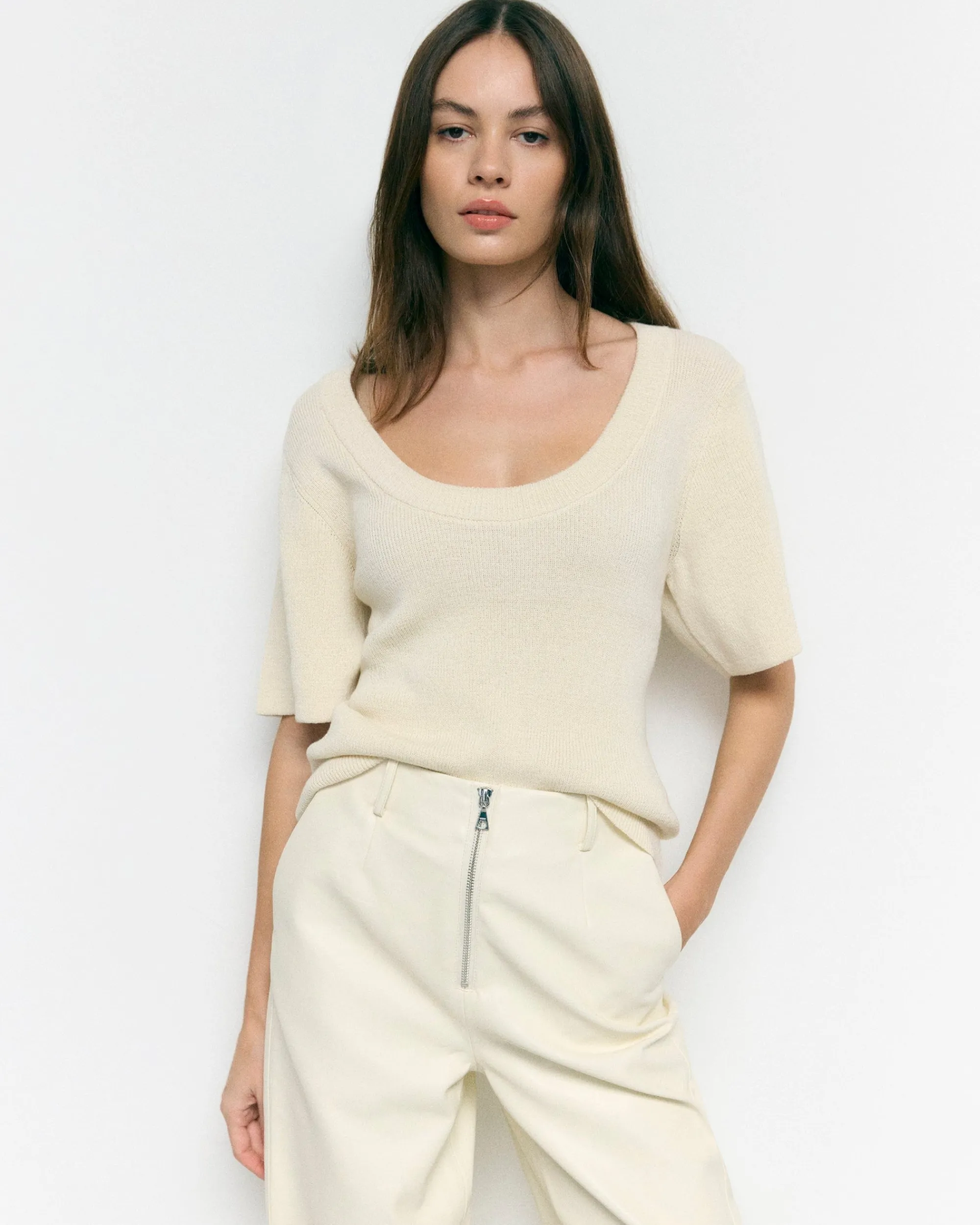 Brilliant Wise Corporation Limited Reina Sculpted Scoop-Neck Knit Top< Tops|Sweaters