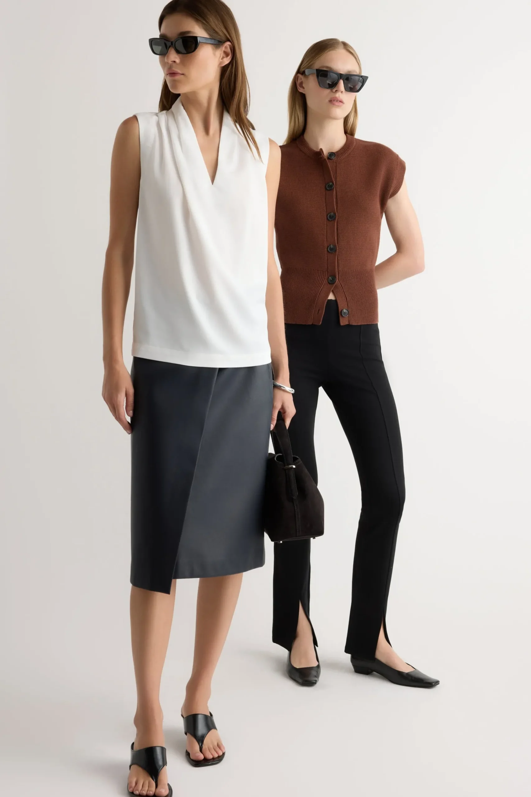 Brilliant Wise Corporation Limited Solea Button Knit Vest< Sweaters|Tops