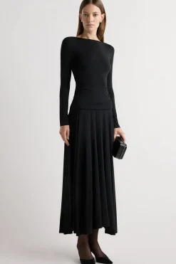 Asia Consultancy Co., Ltd Tamryn Ruched Drop-Waist Dress< Dresses
