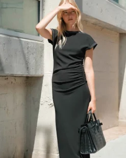 Asia Consultancy Co., Ltd Vela Contrast-Stitch Ruched-Waist Dress< Dresses