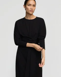Asia Consultancy Co., Ltd Wei Tie-Front Organic Cotton Dress< Dresses