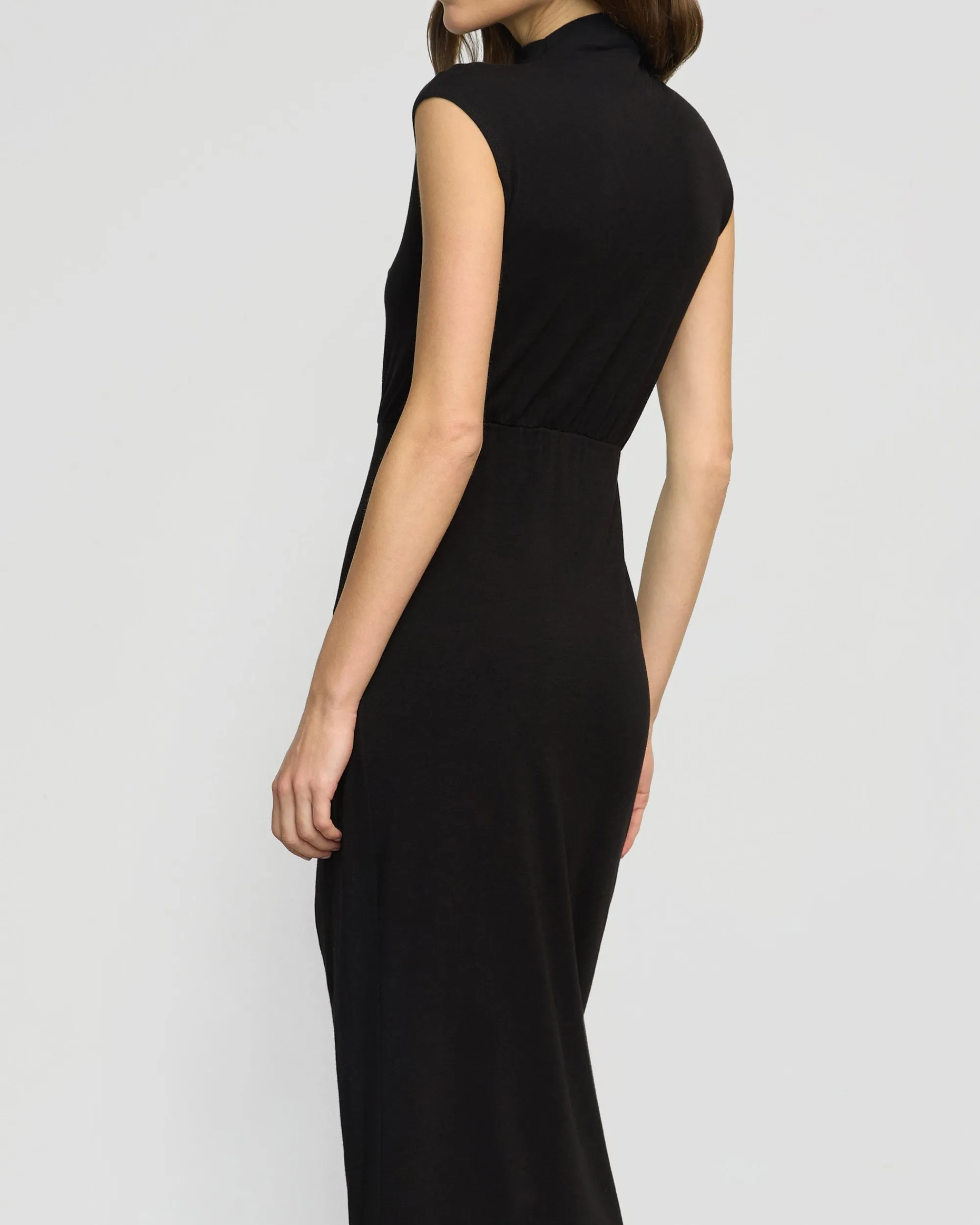 No Less Than Yimei Mock-Neck Side-Slit Dress< Dresses