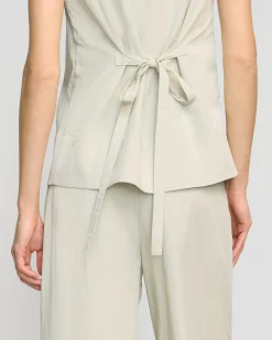 Hua Jia Zhou Tie-Back Button Vest< Tops